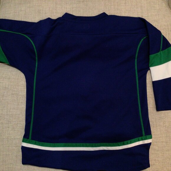Vancouver Canucks NHL Jersey Youth L/XL Hockey - Picture 5 of 5